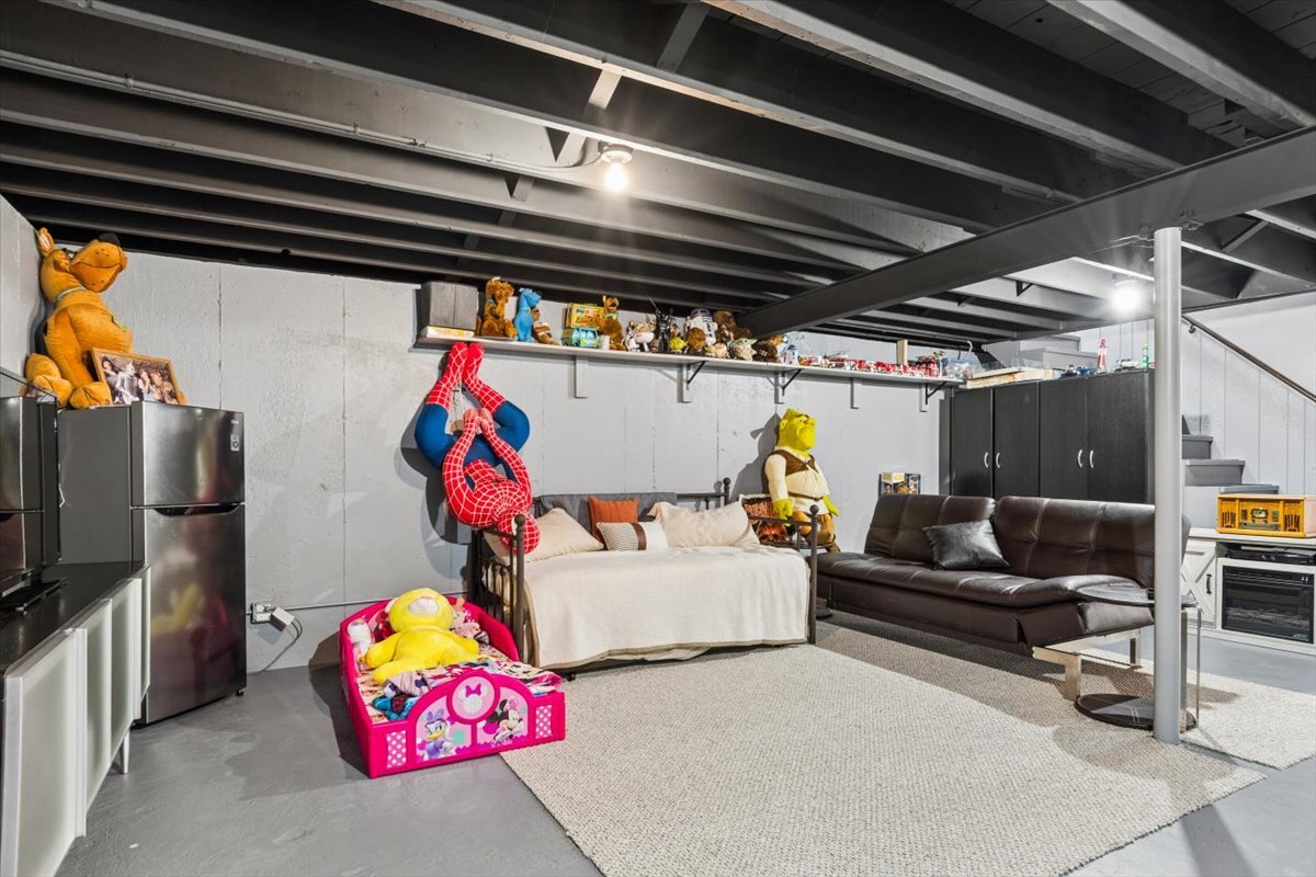 1109 S Edson Avenue, Lombard, IL 60148