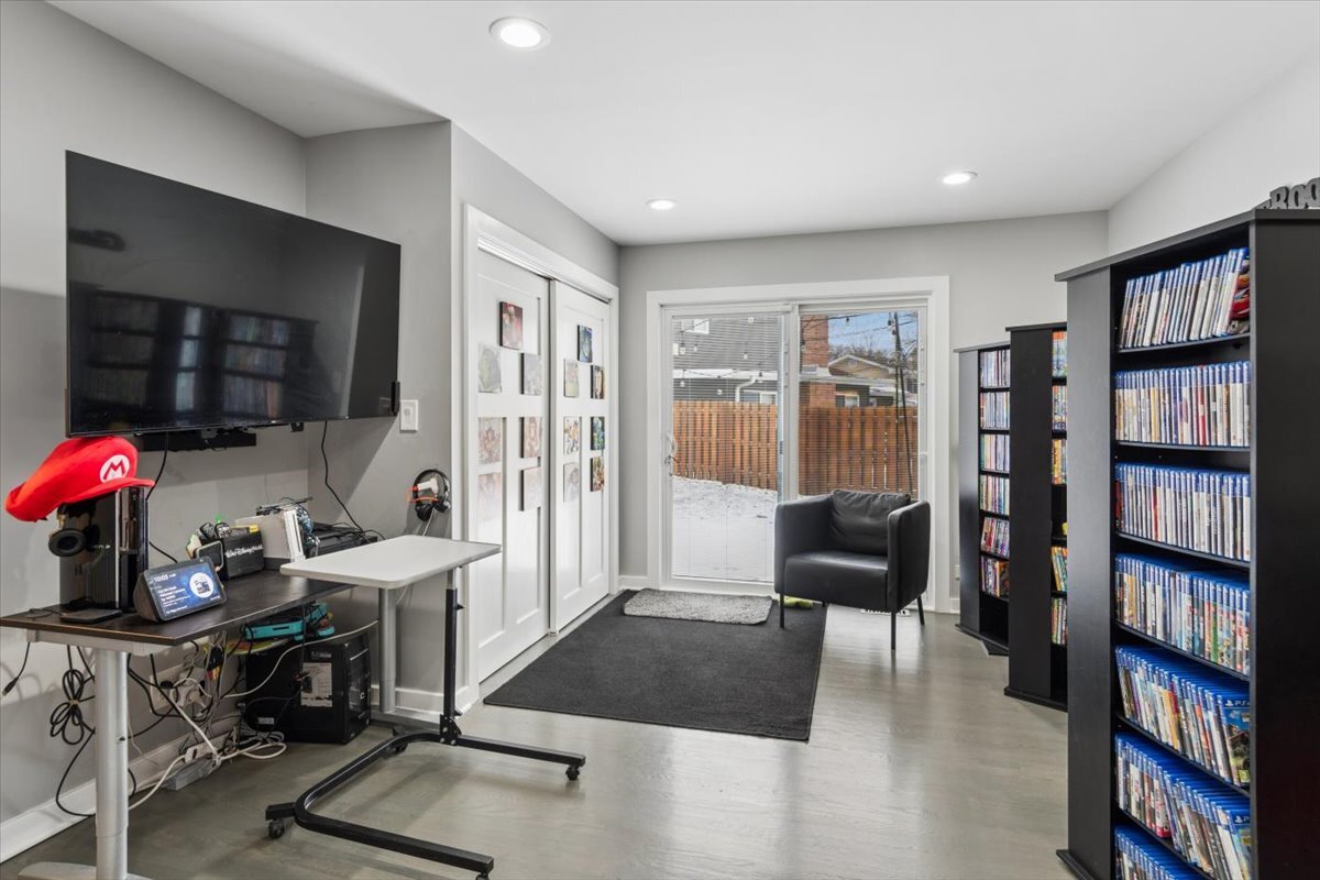 1109 S Edson Avenue, Lombard, IL 60148