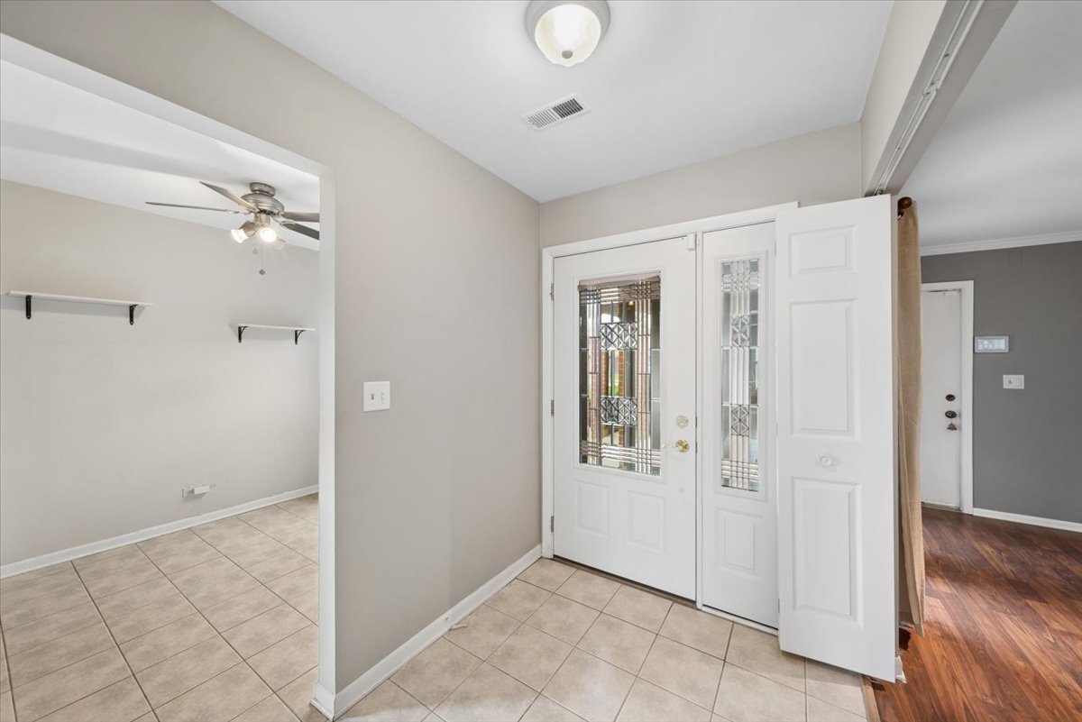 117 Prairie Drive, Westmont, IL 60559