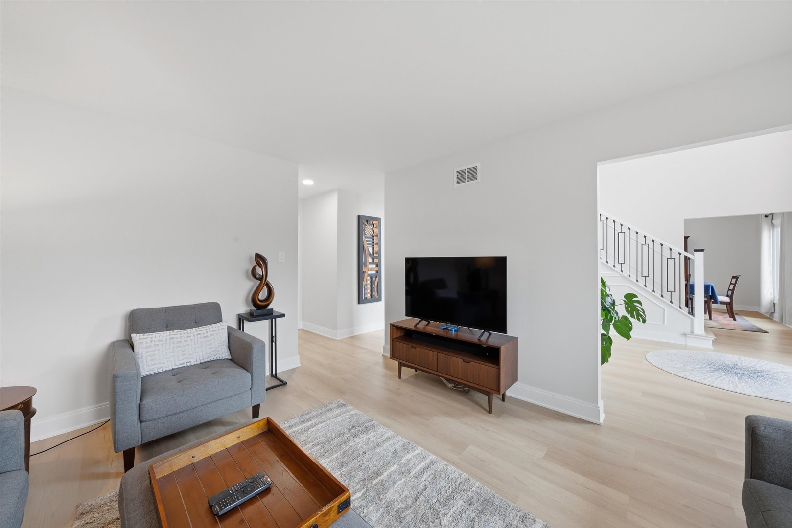 8718 Black Oak Avenue, Tinley Park, IL 60487