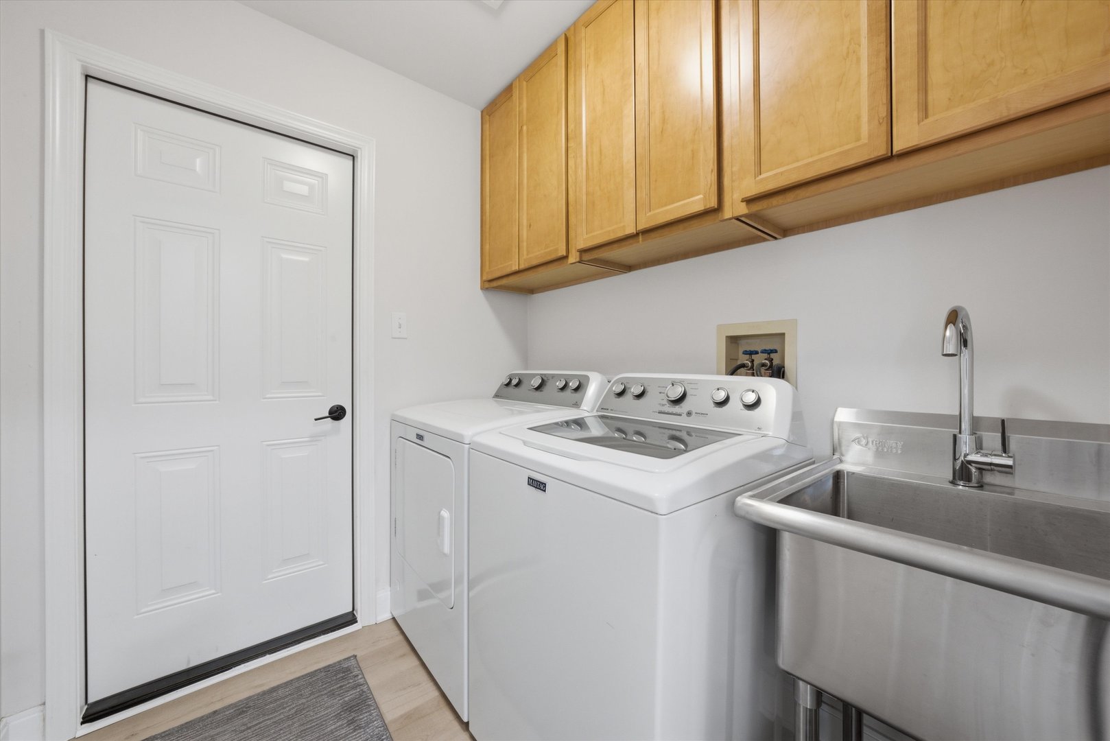 8718 Black Oak Avenue, Tinley Park, IL 60487