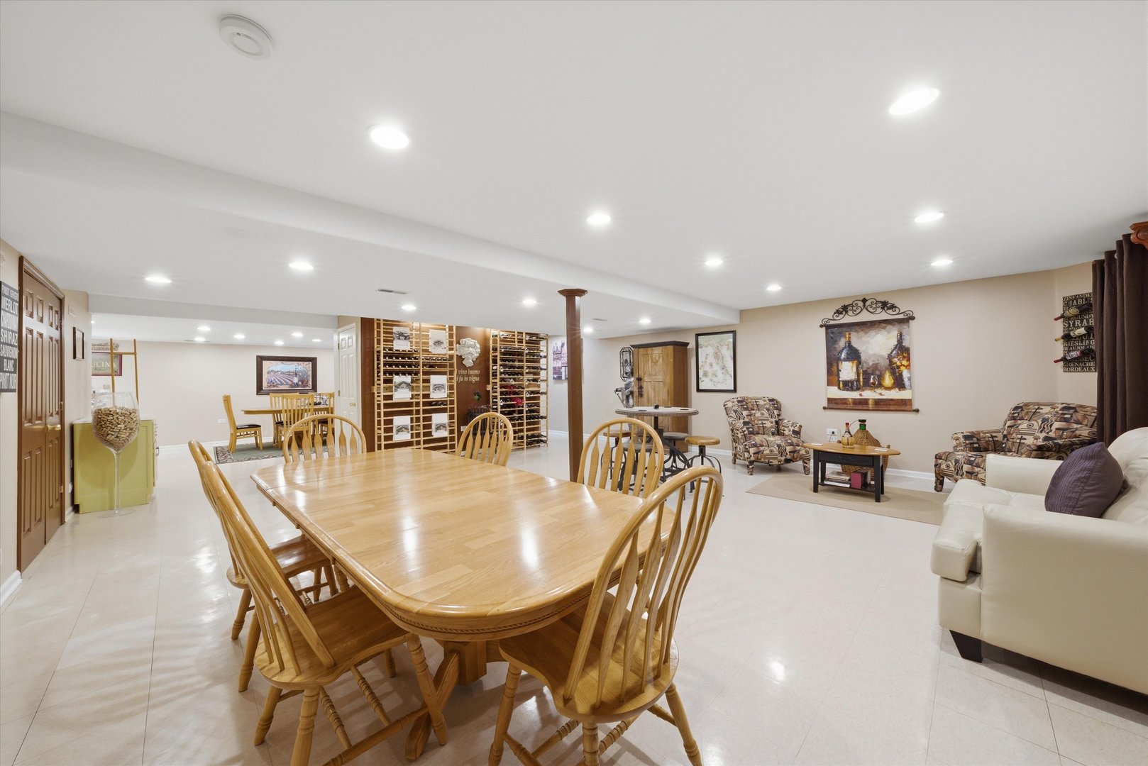 8718 Black Oak Avenue, Tinley Park, IL 60487