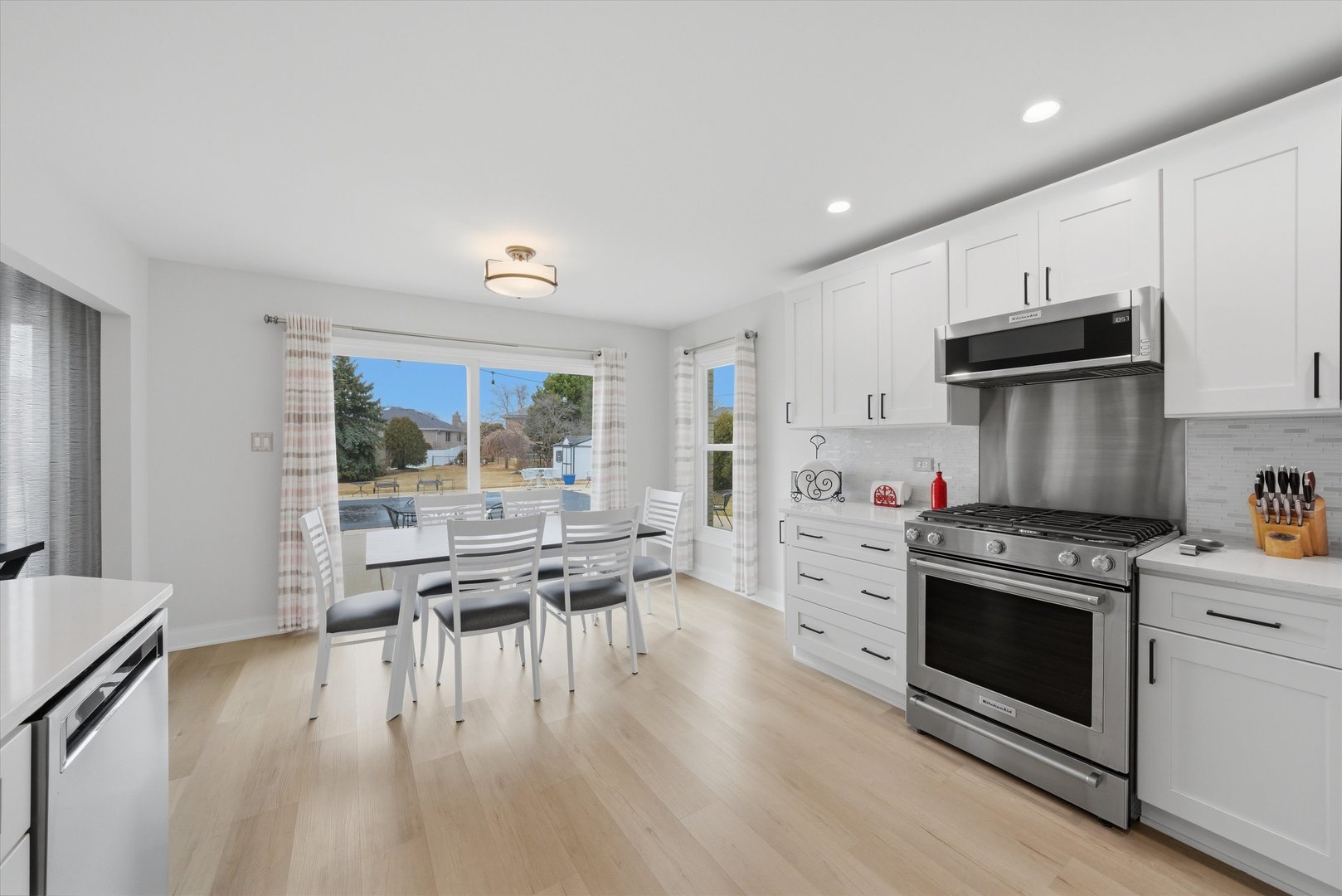 8718 Black Oak Avenue, Tinley Park, IL 60487