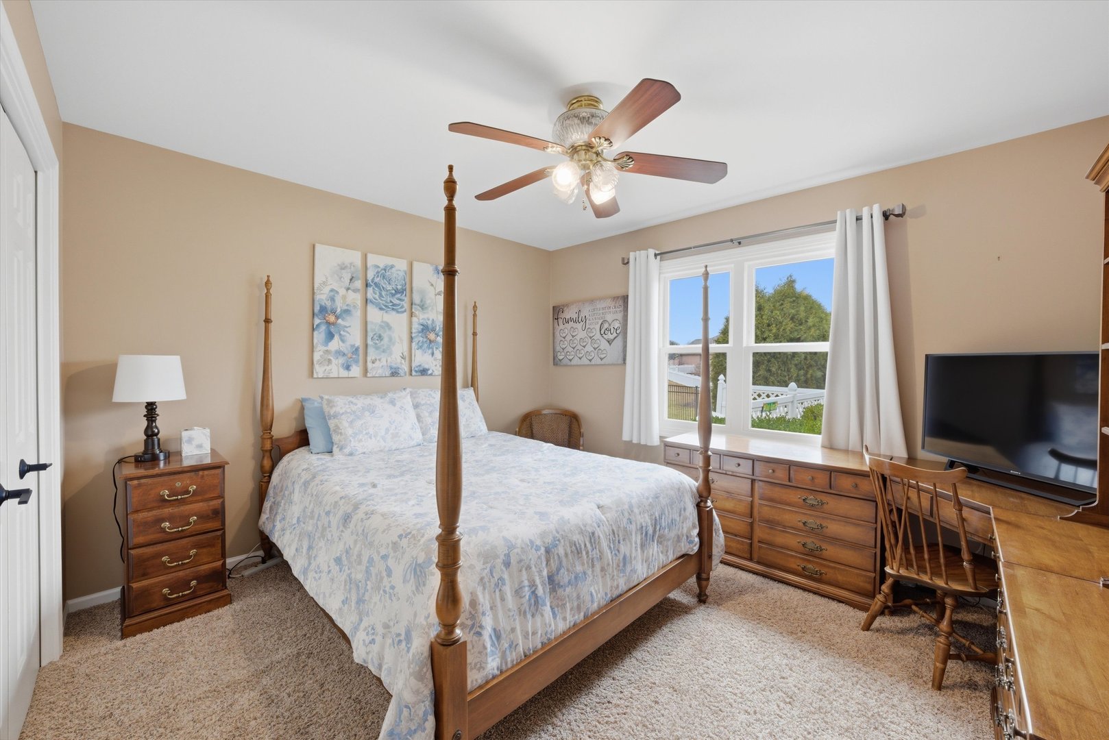 8718 Black Oak Avenue, Tinley Park, IL 60487