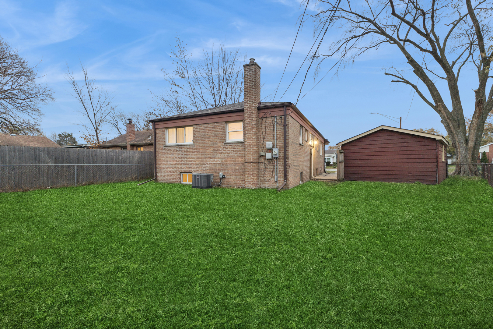 468 Joyce Court, South Holland, IL 60473