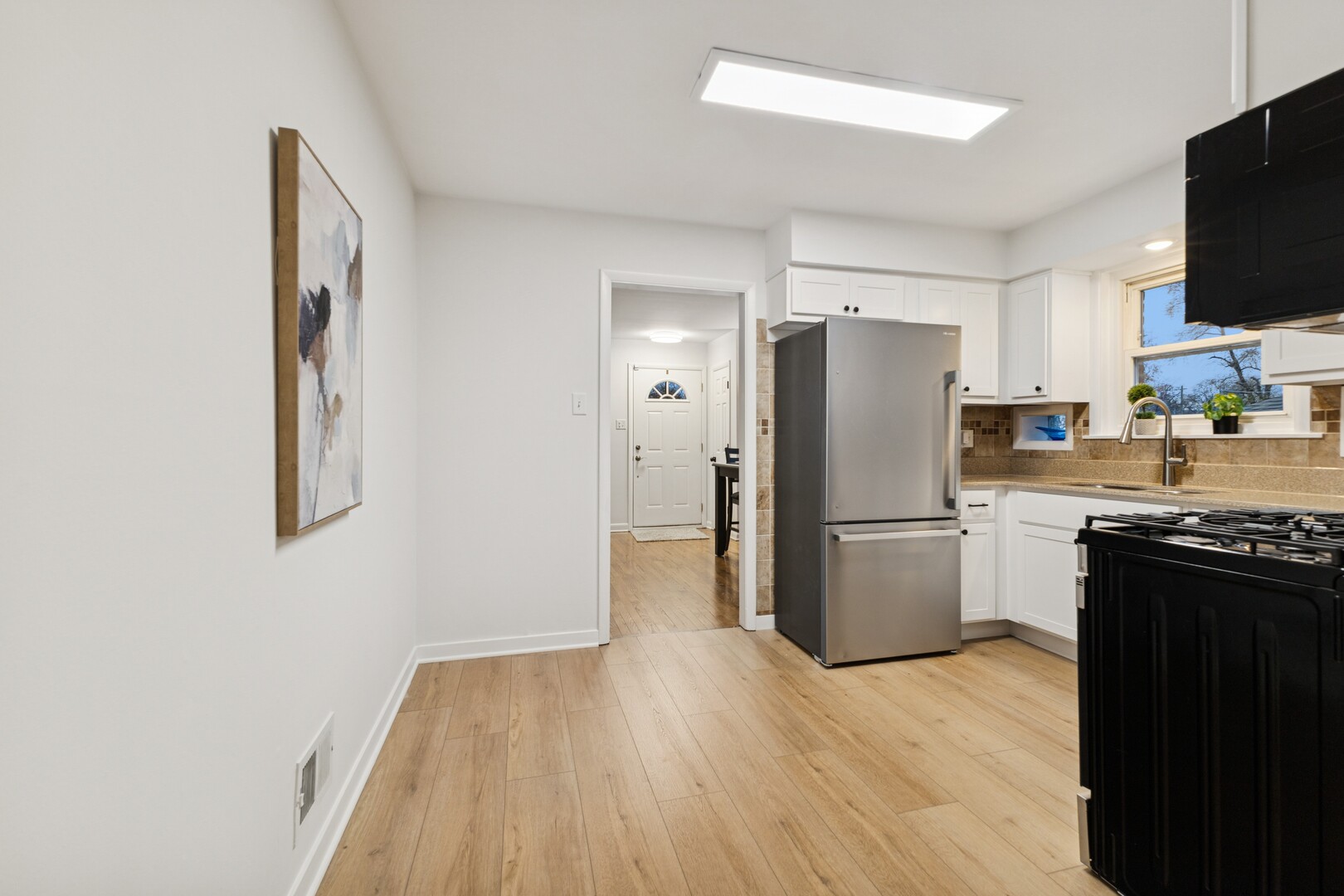 468 Joyce Court, South Holland, IL 60473