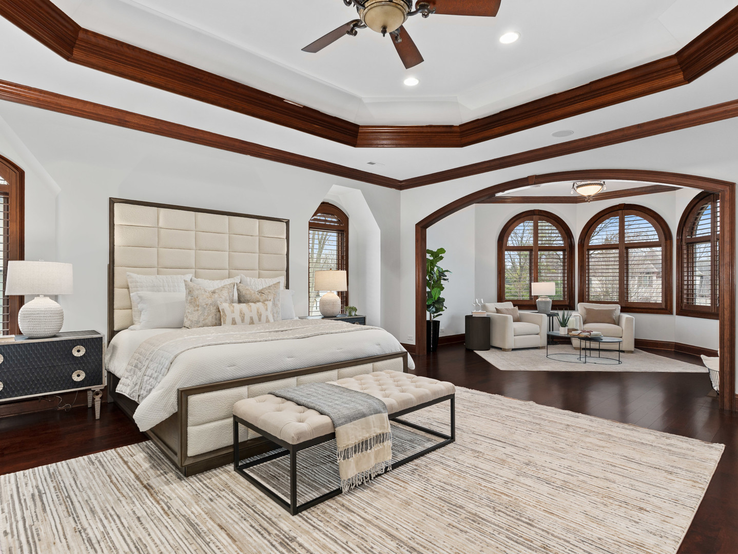 712 E Hillside Road, Naperville, IL 60540