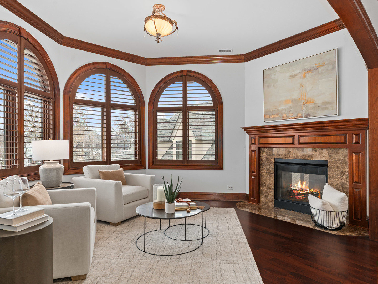 712 E Hillside Road, Naperville, IL 60540