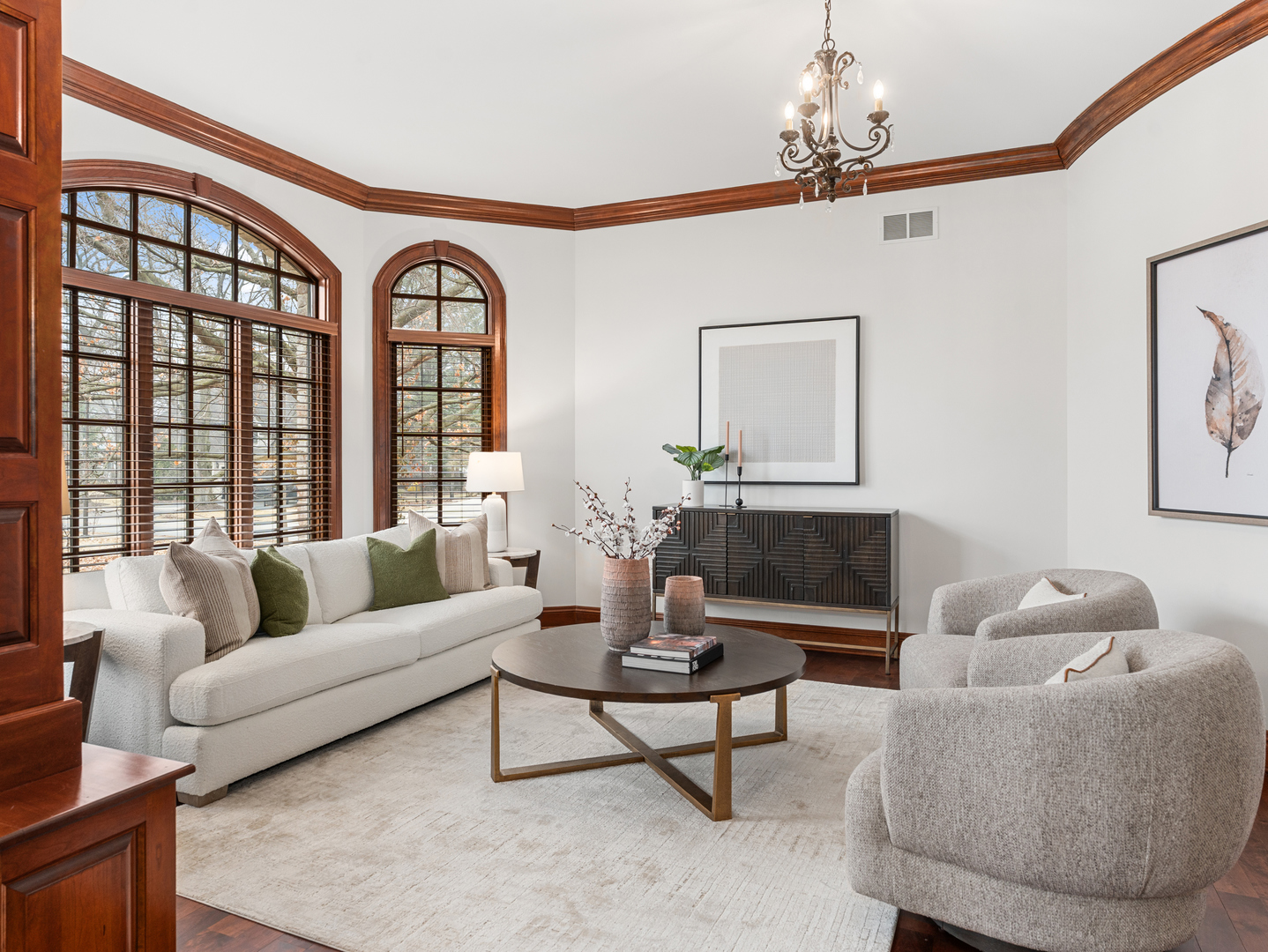 712 E Hillside Road, Naperville, IL 60540