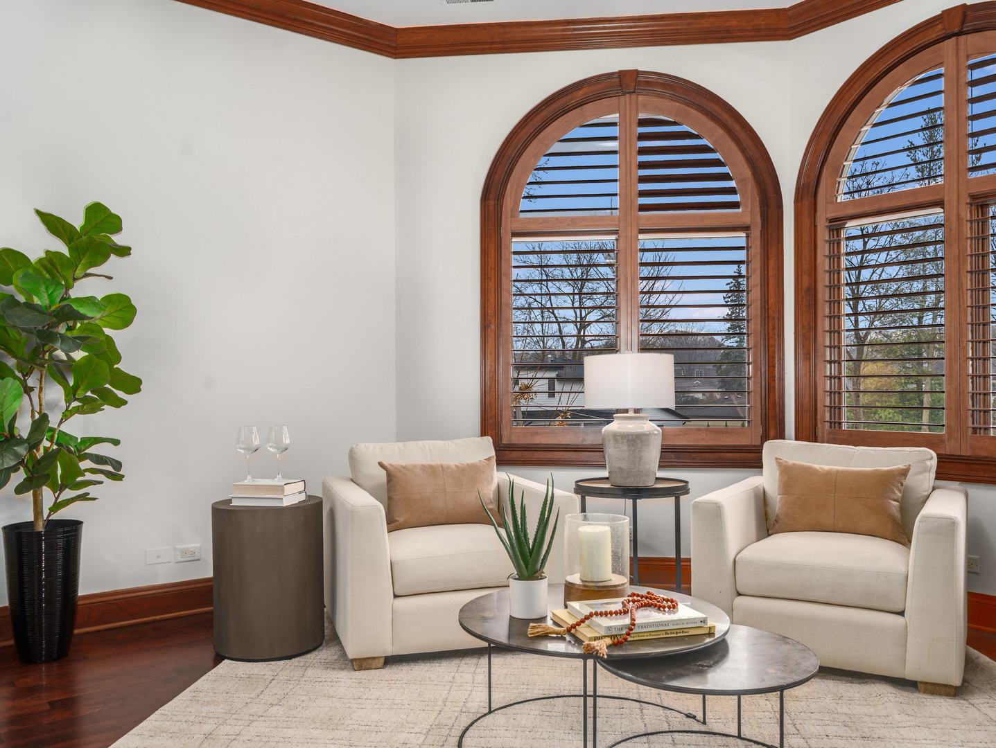 712 E Hillside Road, Naperville, IL 60540