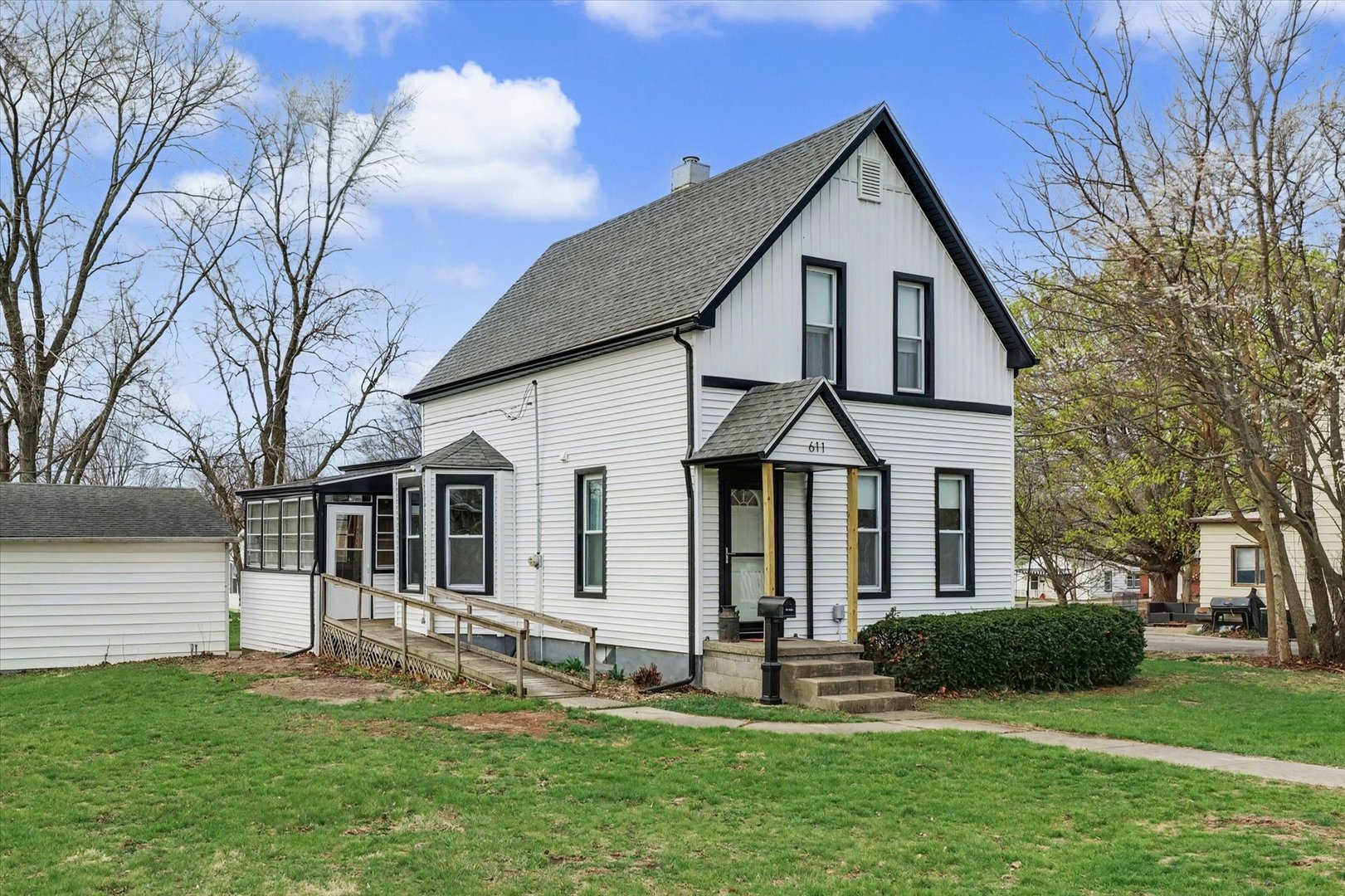 611 E 13th Street, Gibson City, IL 60936