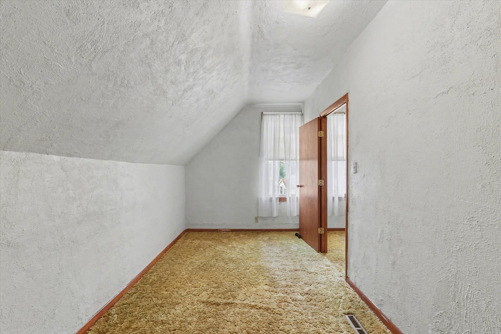 611 E 13th Street, Gibson City, IL 60936