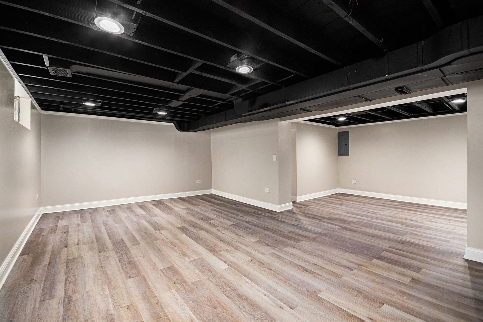 26 E 157th Street, South Holland, IL 60473