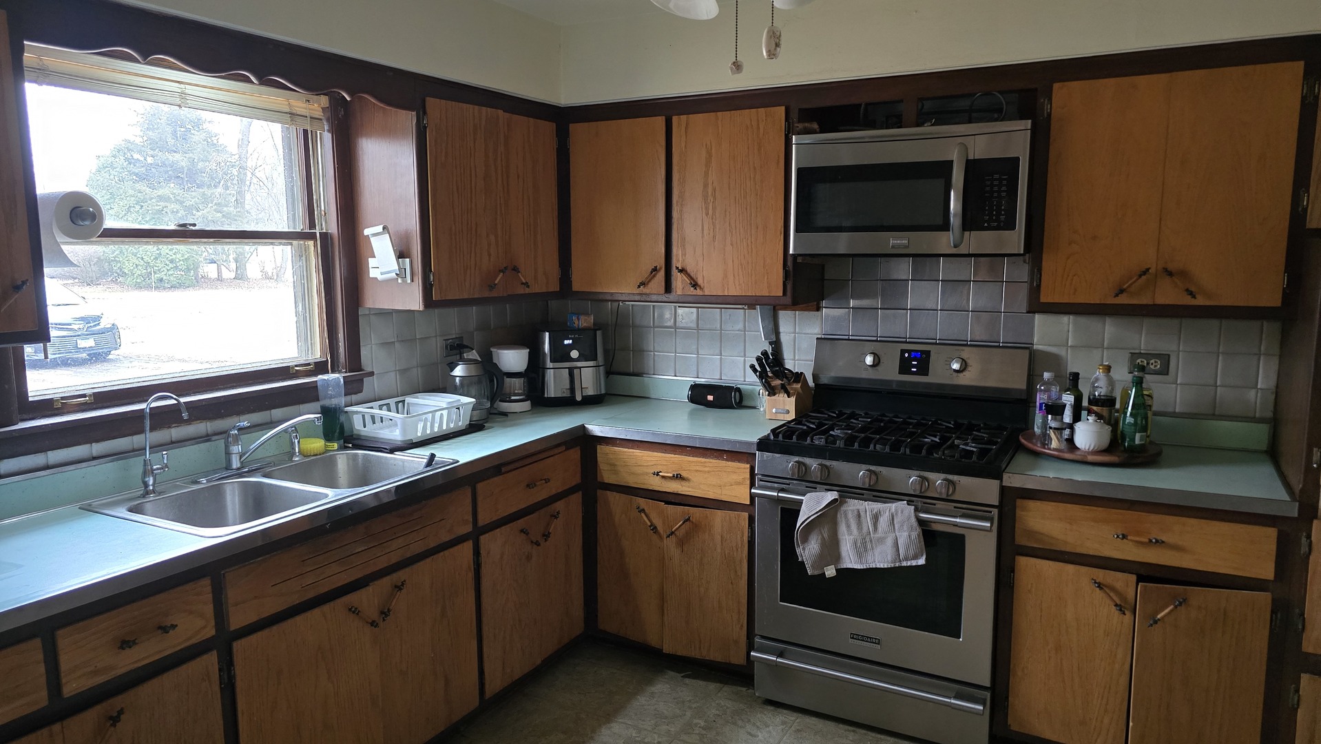 20120 Keystone Avenue, Matteson, IL 60443