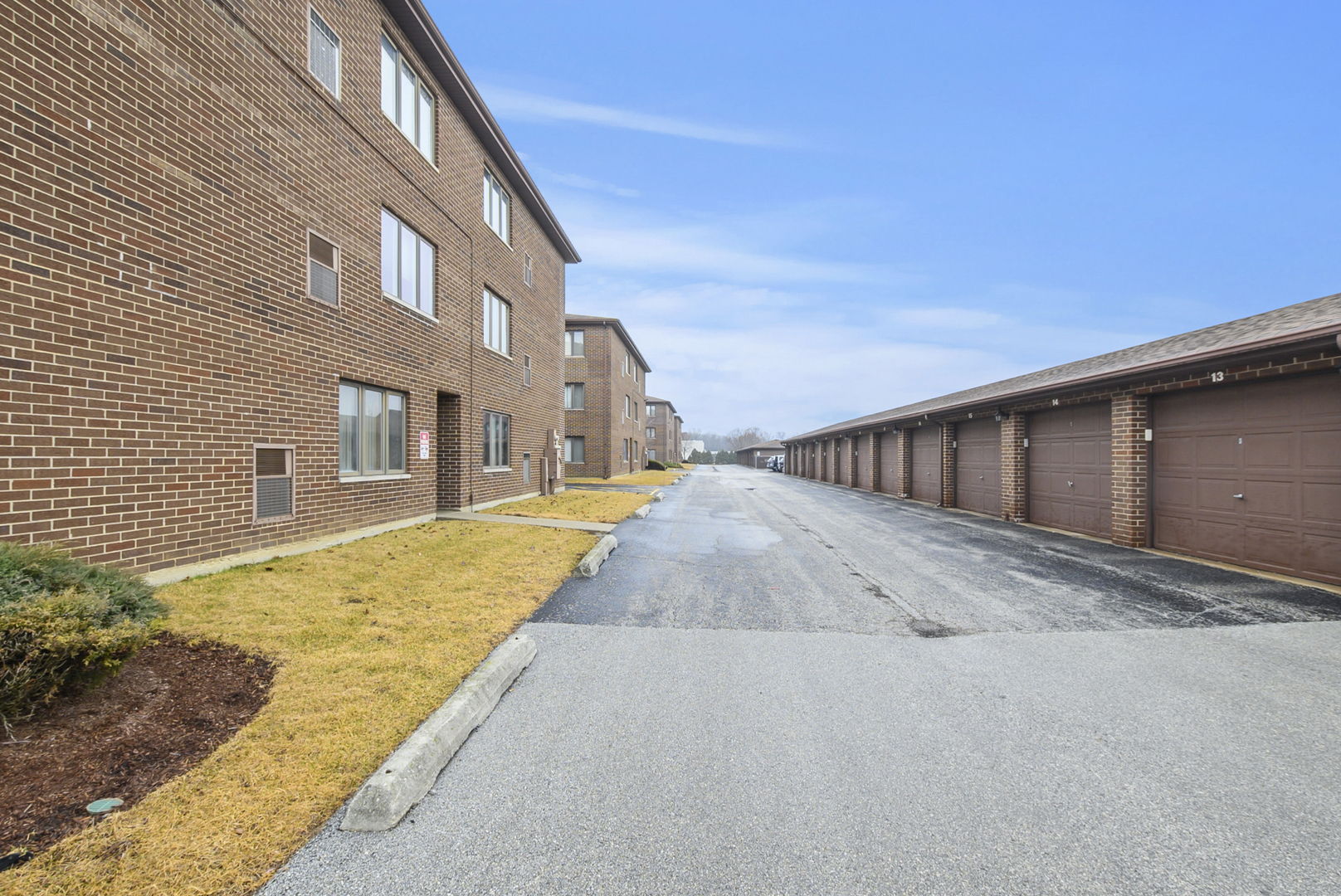 15712 Revere Court #D, Oak Forest, IL 60452