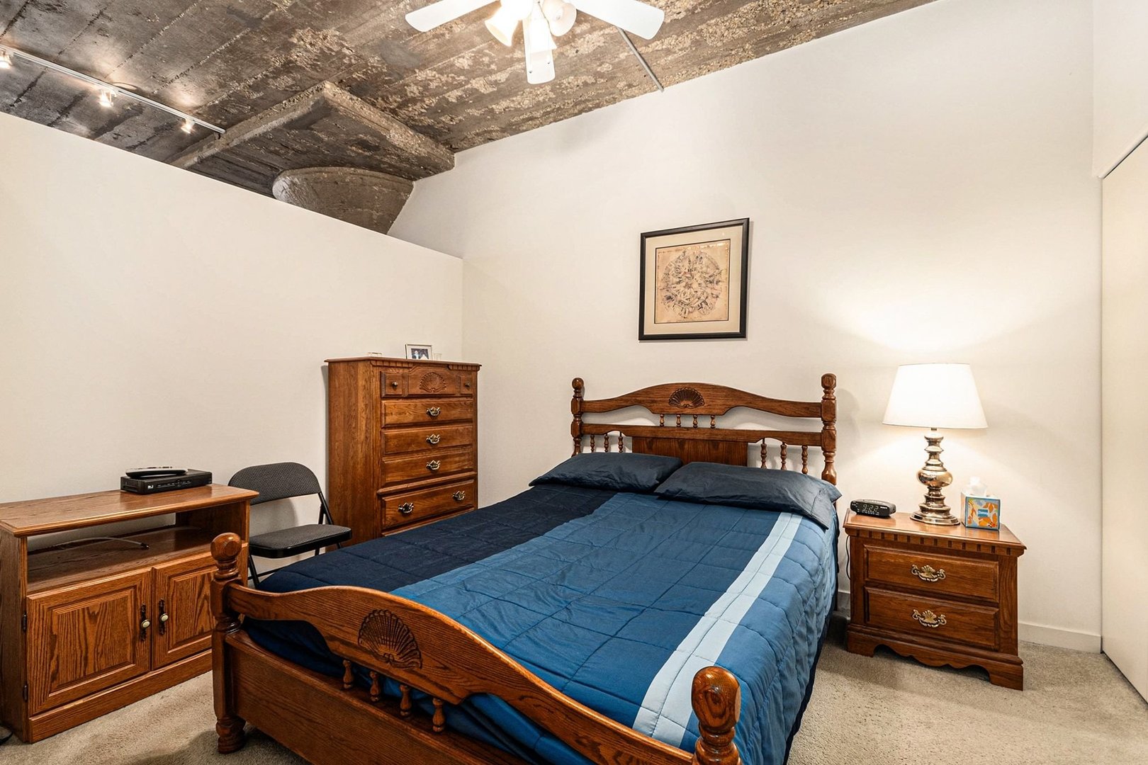 1151 W 14th Place #242, Chicago, IL 60608