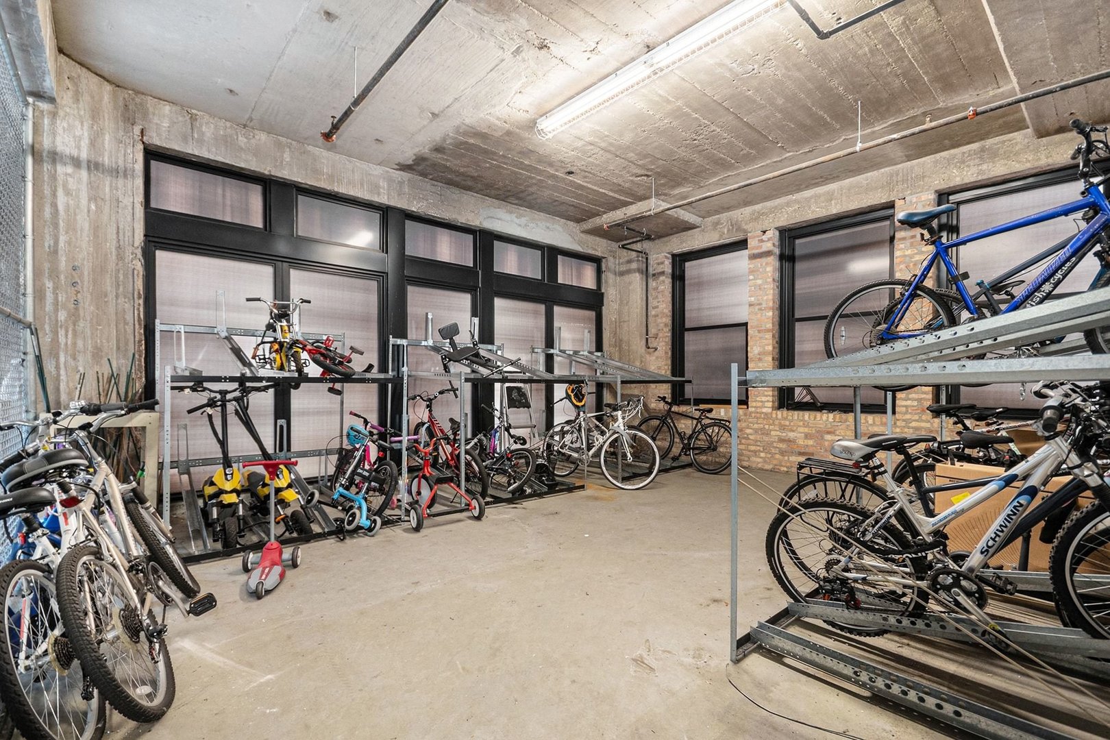 1151 W 14th Place #242, Chicago, IL 60608