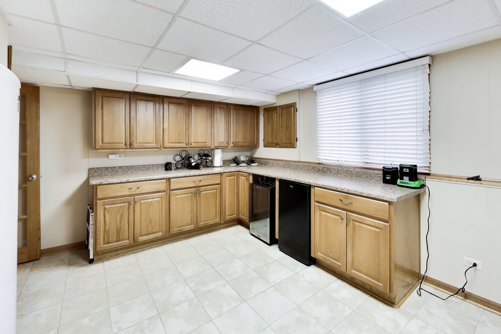 7717 Rohrer Drive, Downers Grove, IL 60516