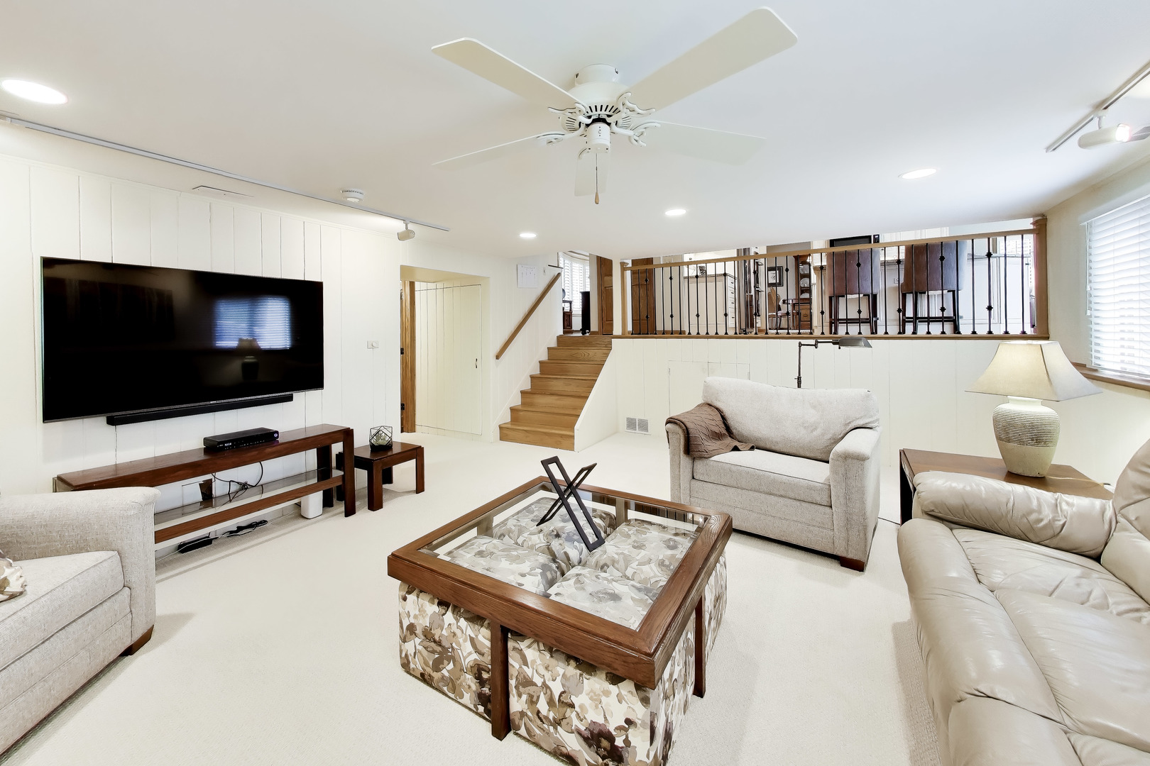 7717 Rohrer Drive, Downers Grove, IL 60516