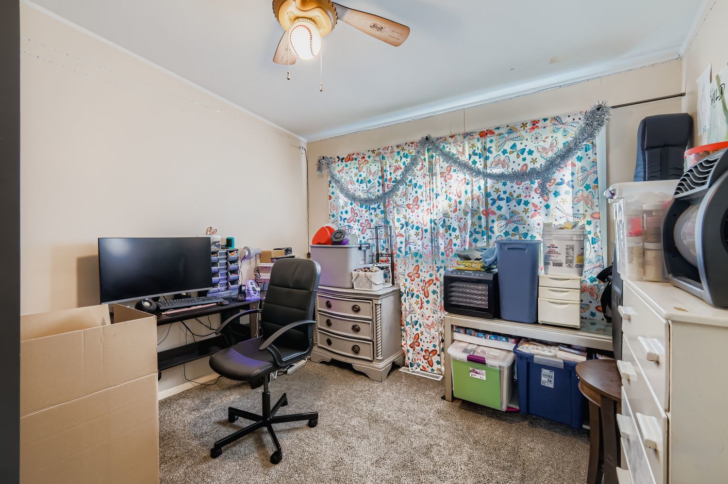 19W720 Woodland Avenue, Addison, IL 60101