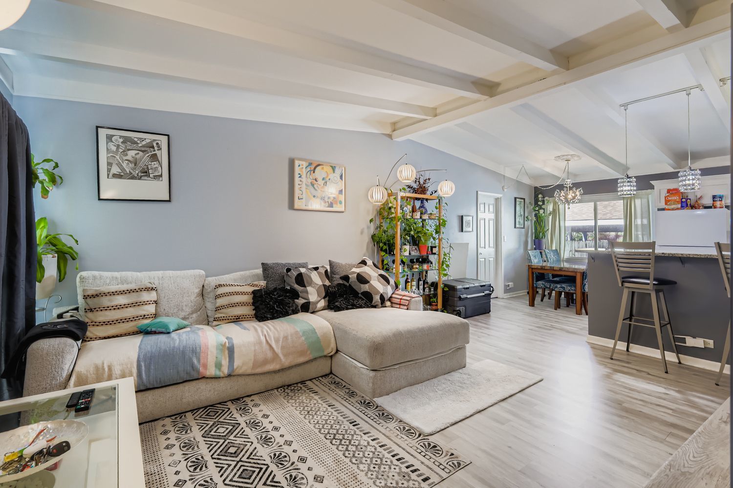 19W720 Woodland Avenue, Addison, IL 60101