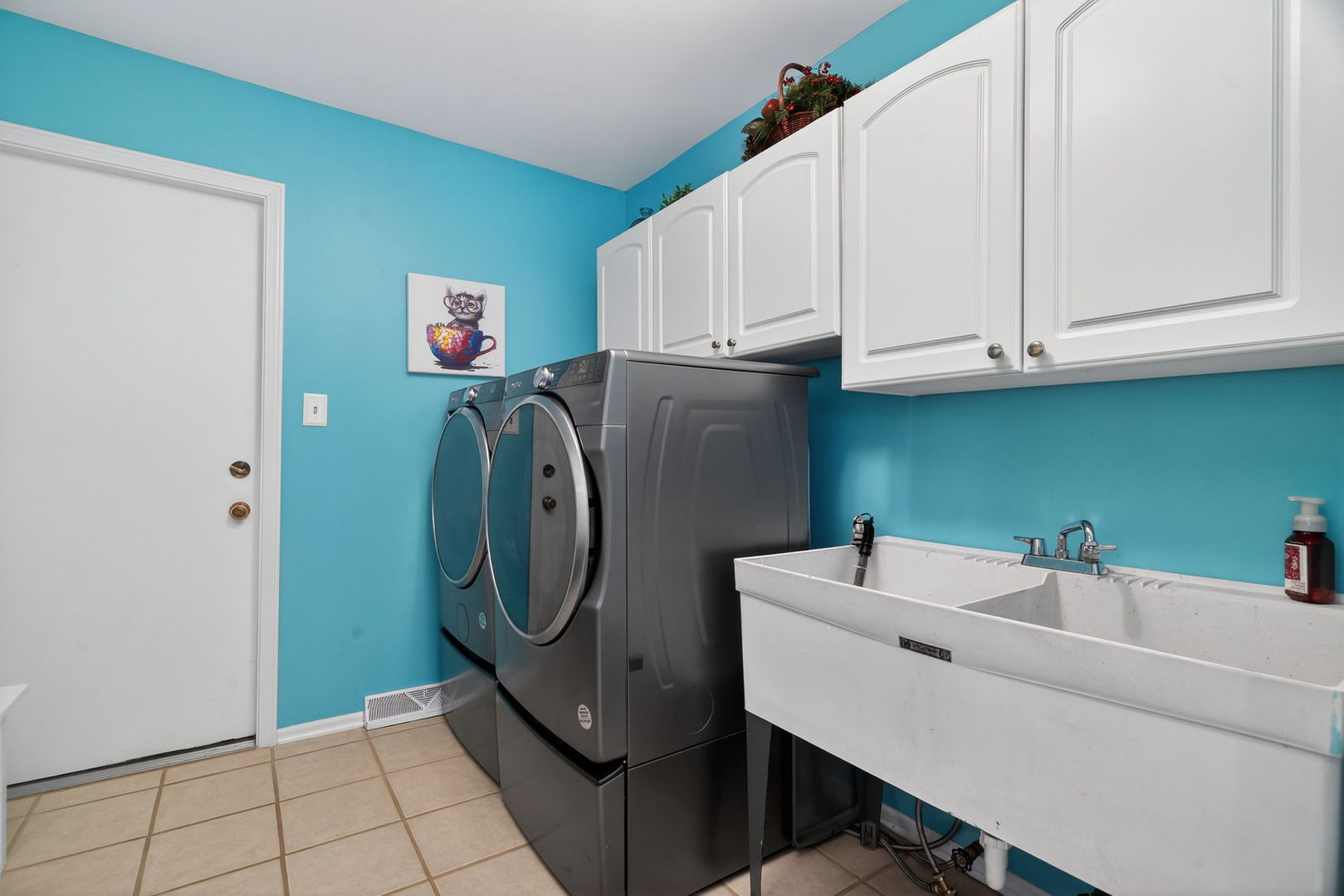 13940 S Teakwood Drive, Homer Glen, IL 60491