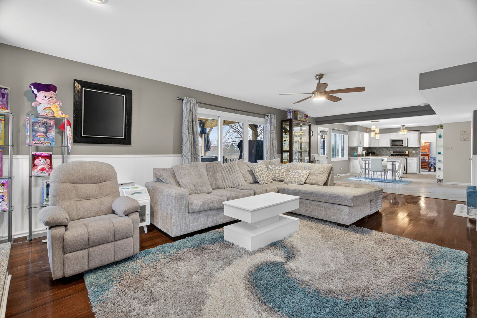 13940 S Teakwood Drive, Homer Glen, IL 60491