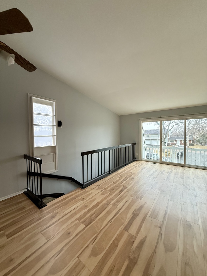 330 Hampton Court #D, Bloomingdale, IL 60108