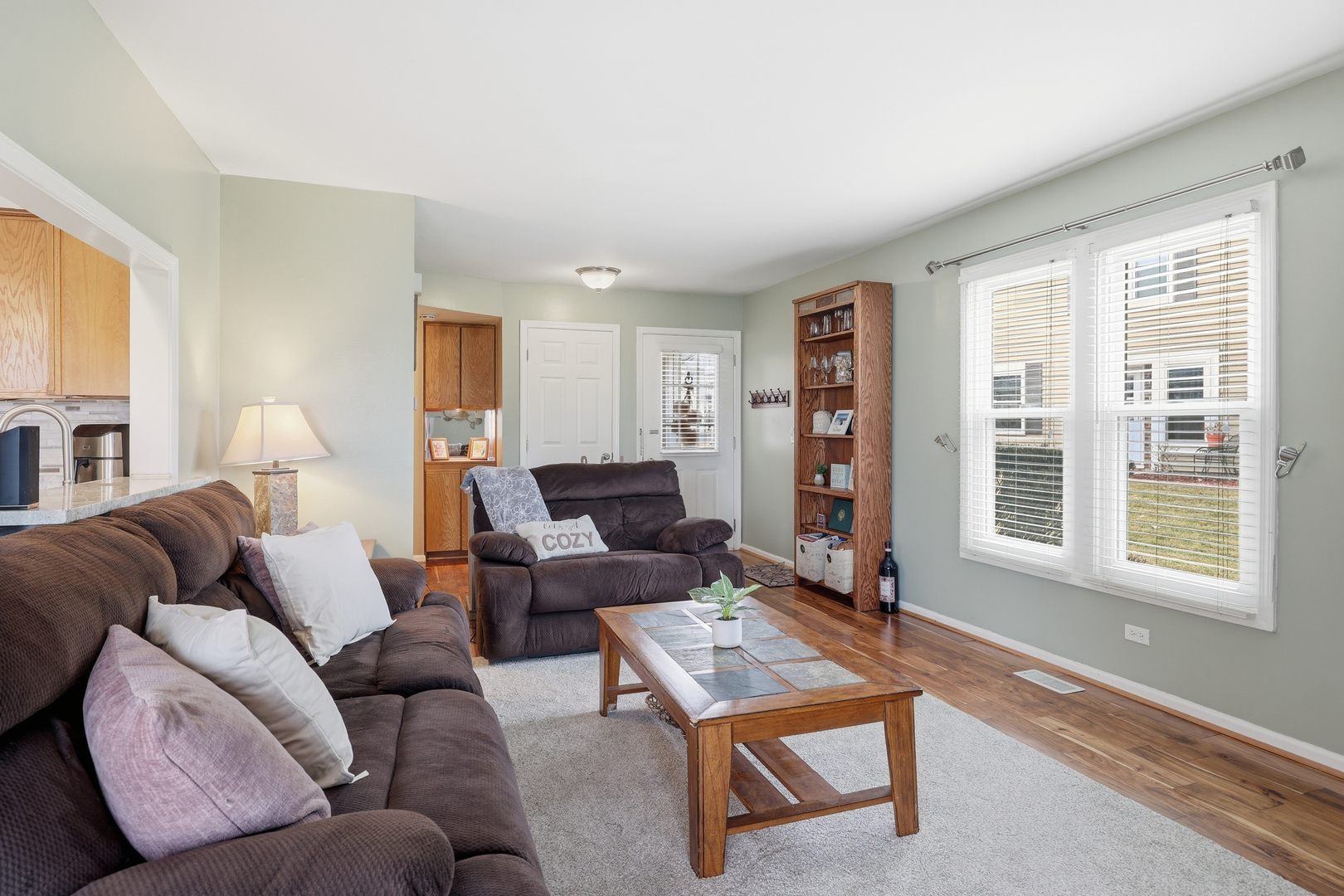 1821 Pebble Beach Circle #1, Elk Grove Village, IL 60007