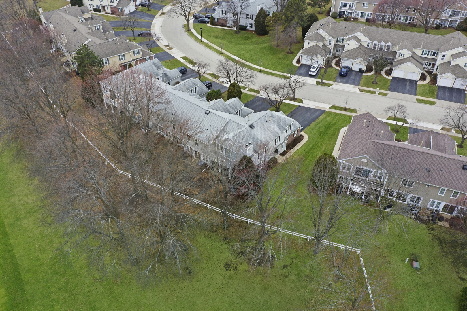 1821 Pebble Beach Circle #1, Elk Grove Village, IL 60007