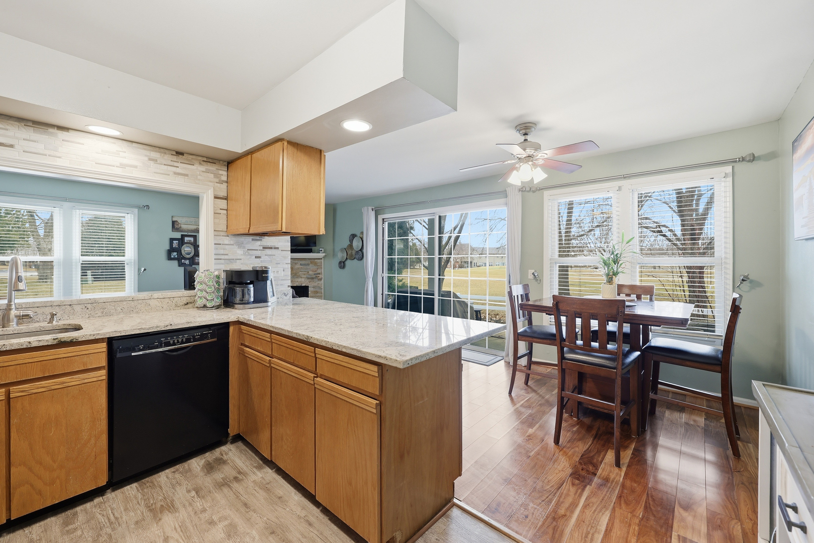 1821 Pebble Beach Circle #1, Elk Grove Village, IL 60007