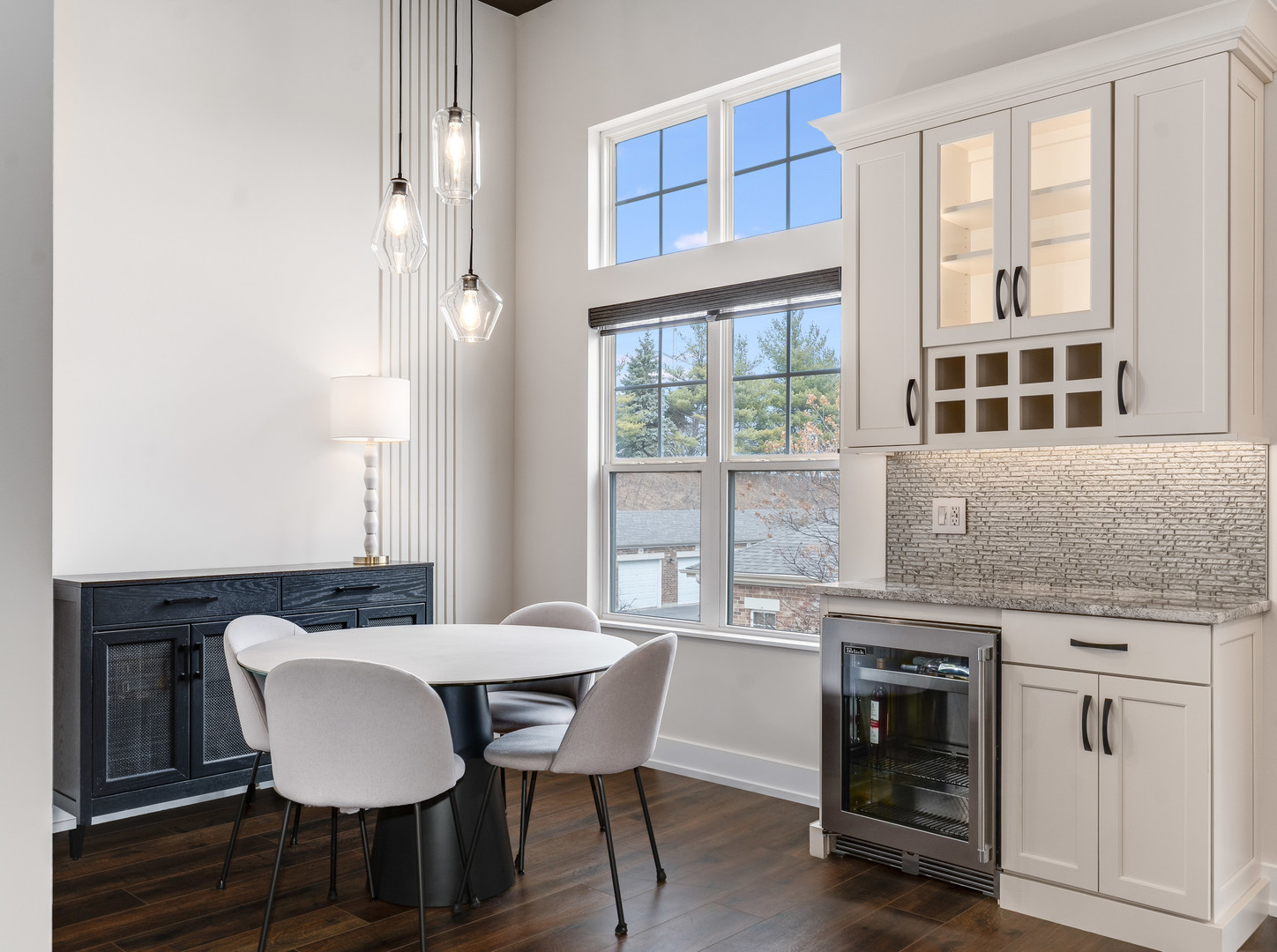 530 Pineridge Drive #530, Oswego, IL 60543