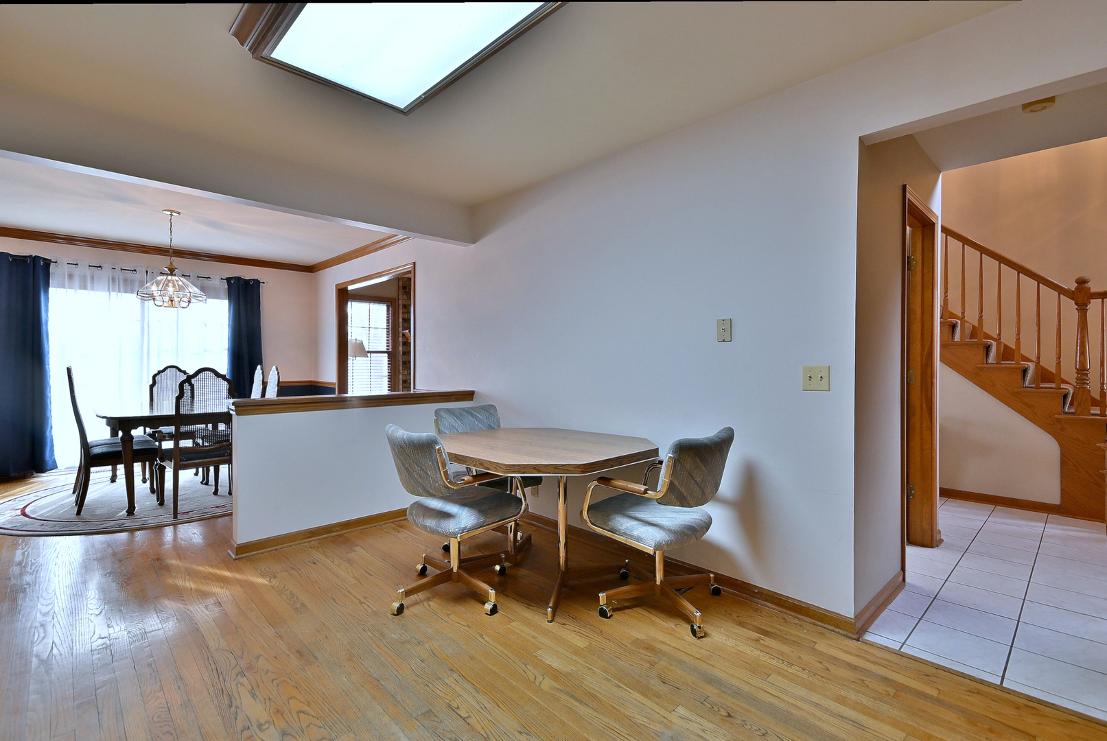 27W225 Ash Court, Winfield, IL 60190