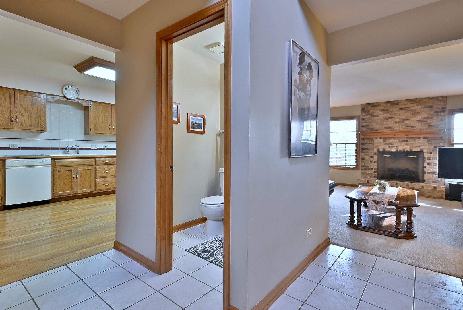 27W225 Ash Court, Winfield, IL 60190