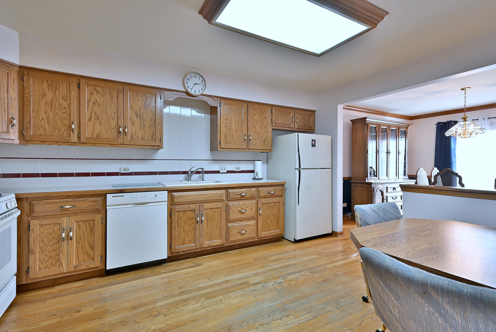 27W225 Ash Court, Winfield, IL 60190