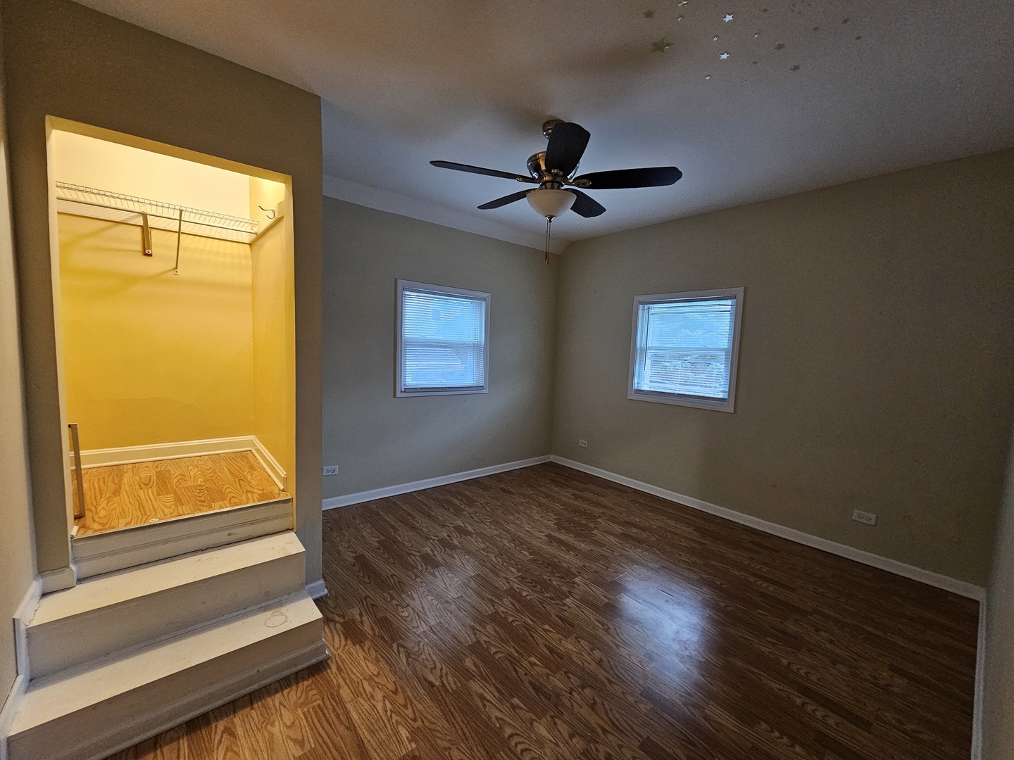 214 Franklin Avenue, Waukegan, IL 60085