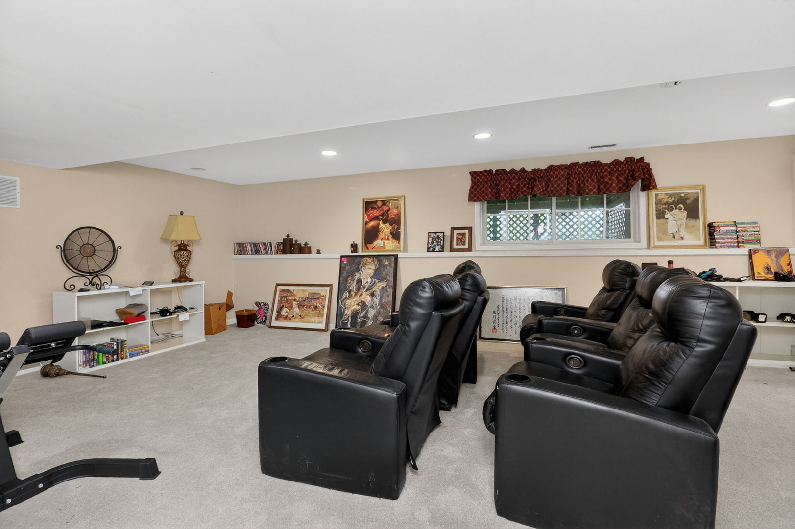 26W248 Tuckaway Court, Winfield, IL 60190
