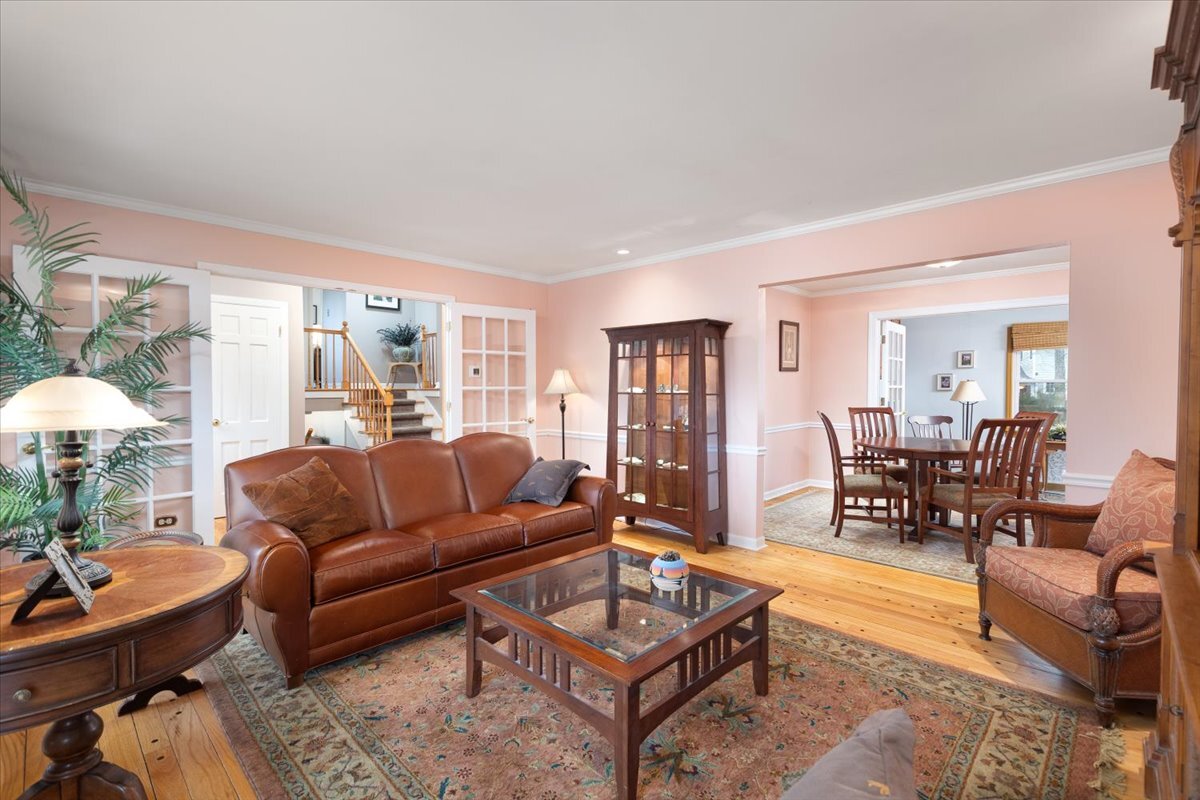 8S295 College Road, Naperville, IL 60540