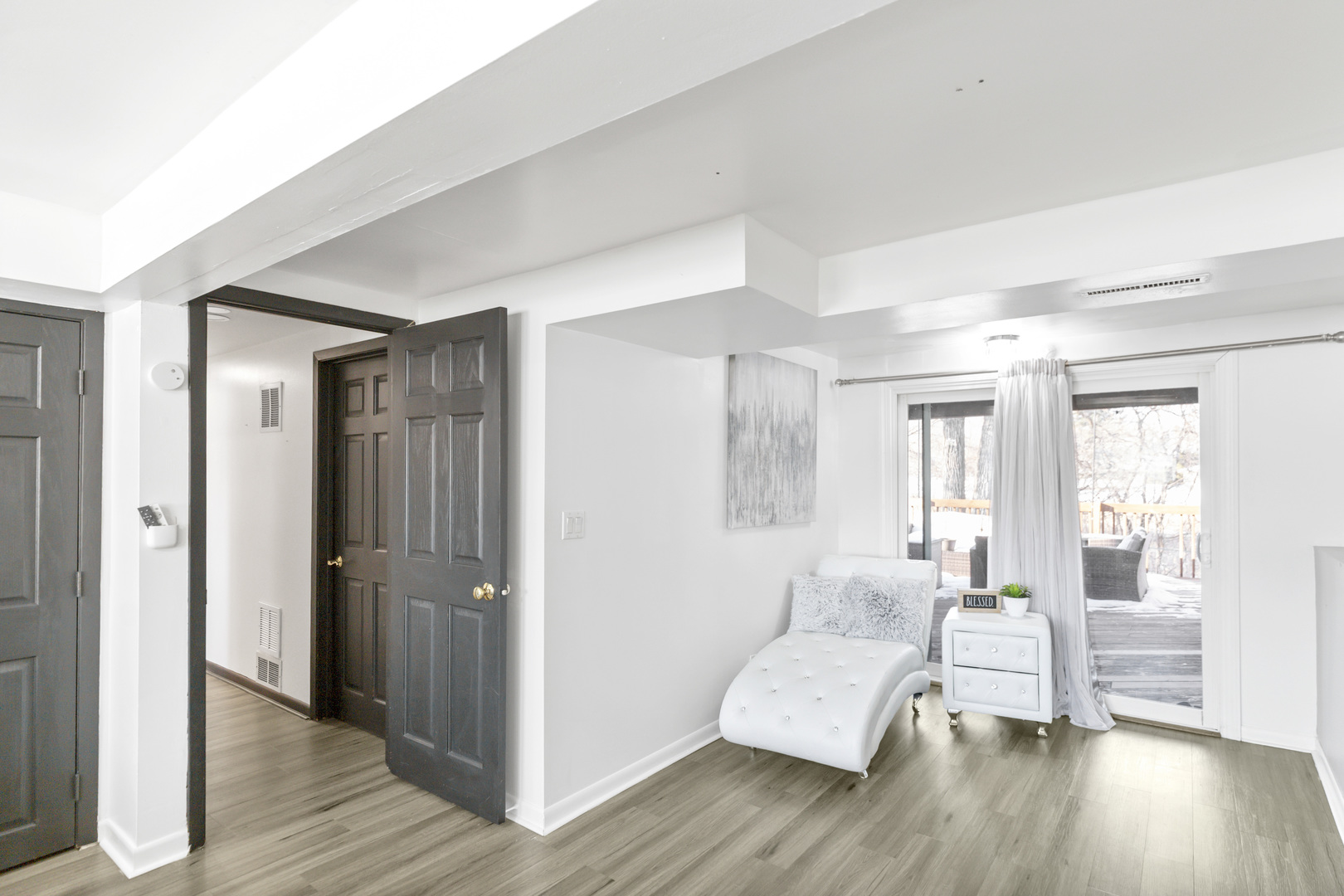 1809 Maplewood Court, Lindenhurst, IL 60046