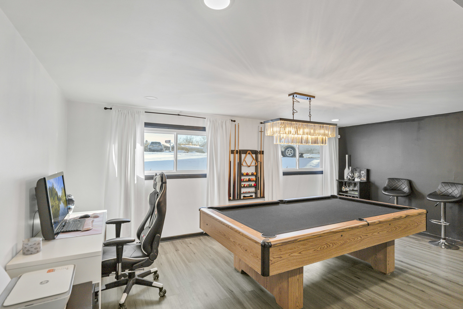 1809 Maplewood Court, Lindenhurst, IL 60046