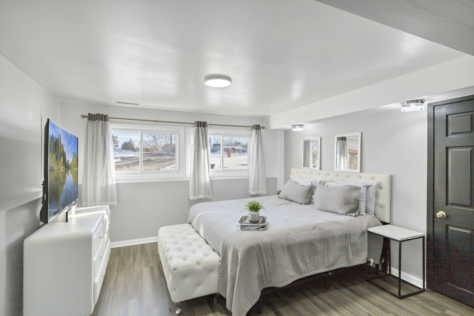 1809 Maplewood Court, Lindenhurst, IL 60046