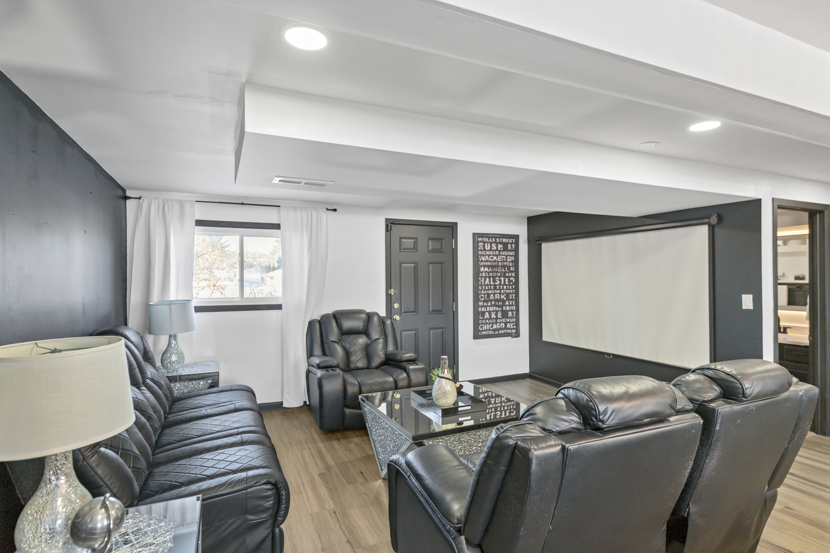 1809 Maplewood Court, Lindenhurst, IL 60046