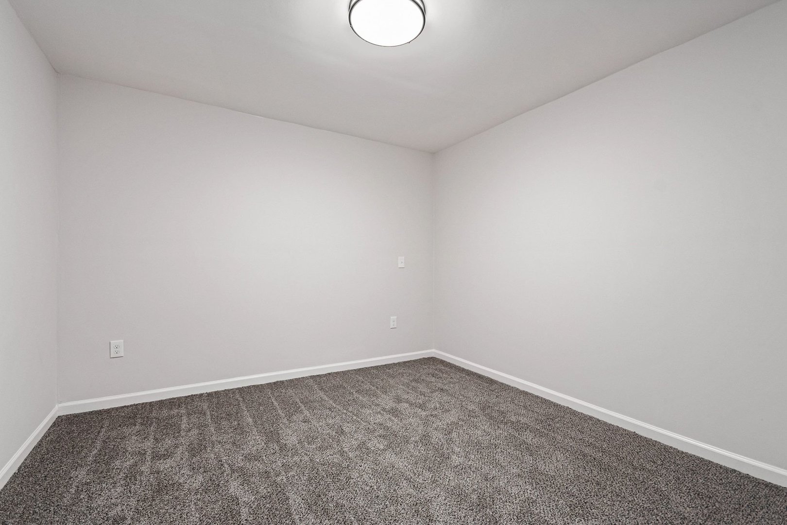 122 Longbeach Road, Montgomery, IL 60538