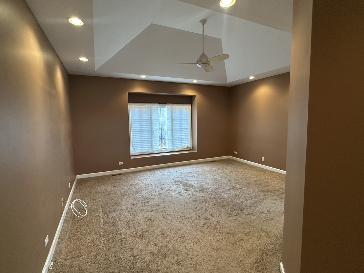 327 Royal Oak Drive, Steger, IL 60475