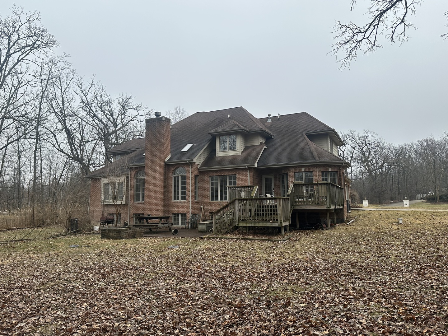 327 Royal Oak Drive, Steger, IL 60475