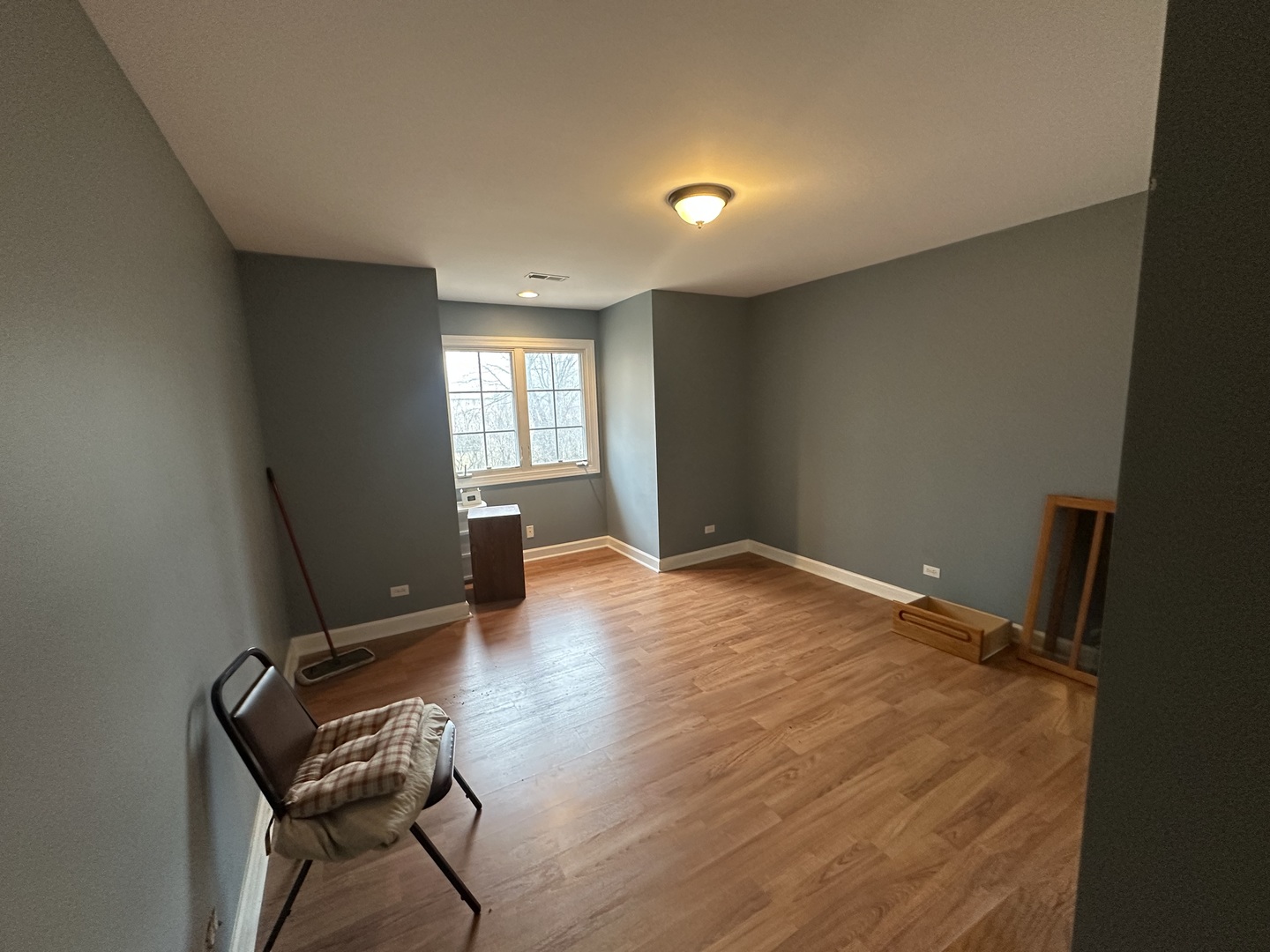 327 Royal Oak Drive, Steger, IL 60475