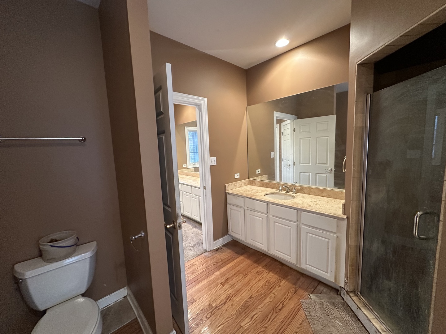 327 Royal Oak Drive, Steger, IL 60475