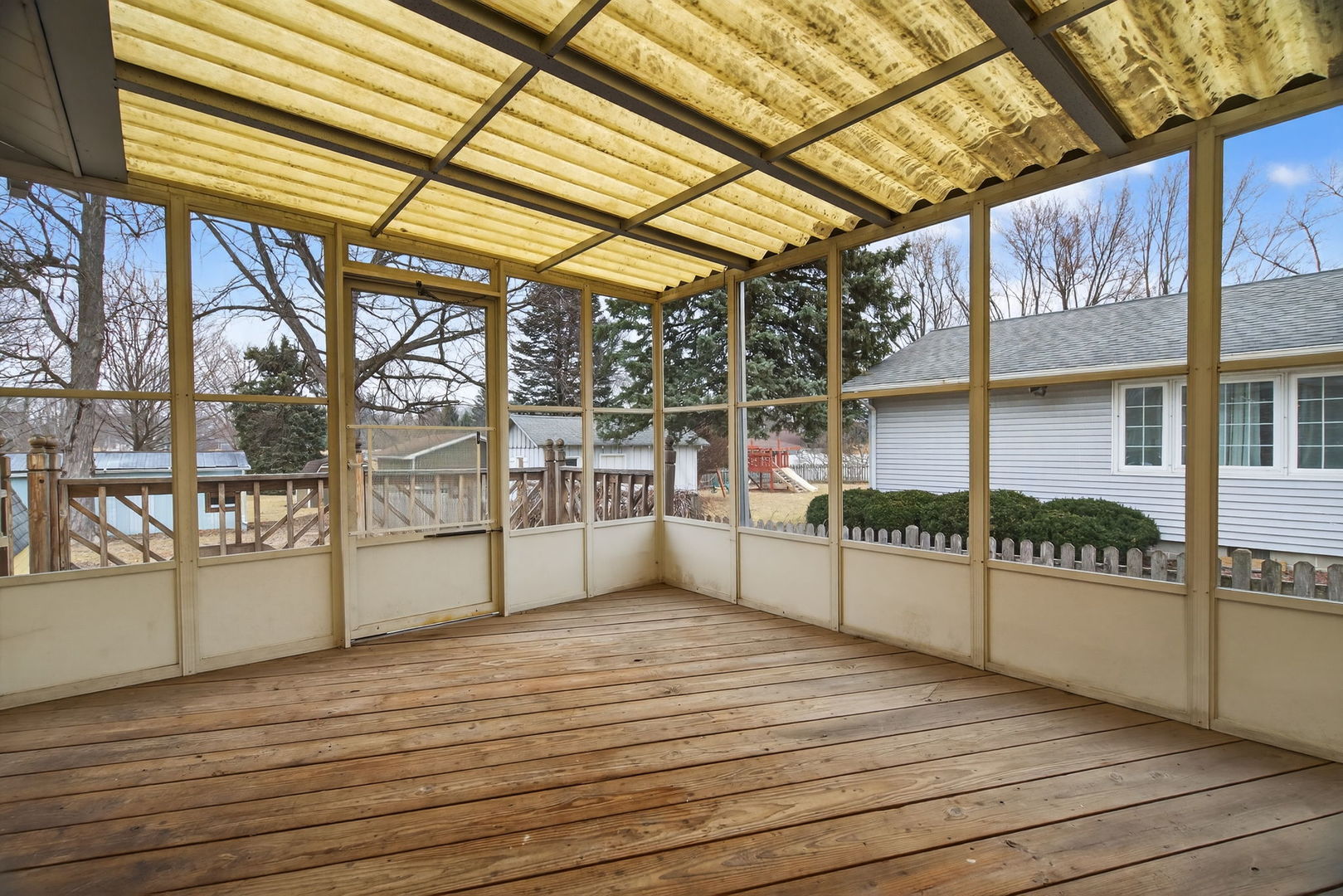 806 16th Street, Mendota, IL 61342