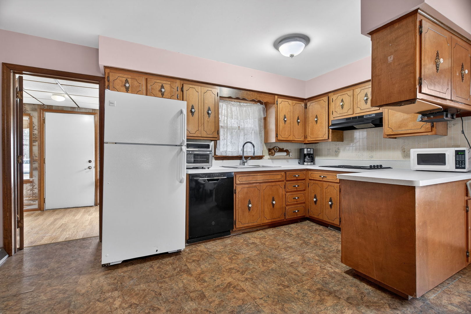 806 16th Street, Mendota, IL 61342