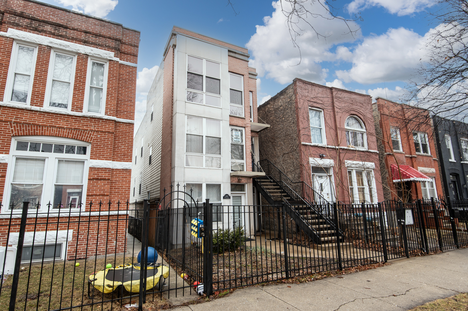 3414 W LE MOYNE Street #3, Chicago, IL 60651